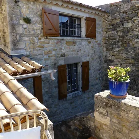 Rue De La Fontaine 2 Holiday home